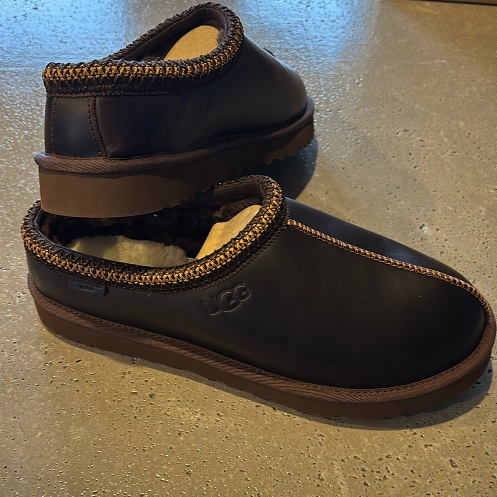 NWT Men’s UGG Tasman Learher Regen Slippers